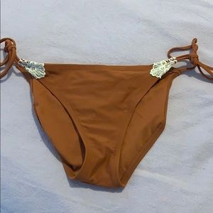 Never worn cheeky bikini bottom